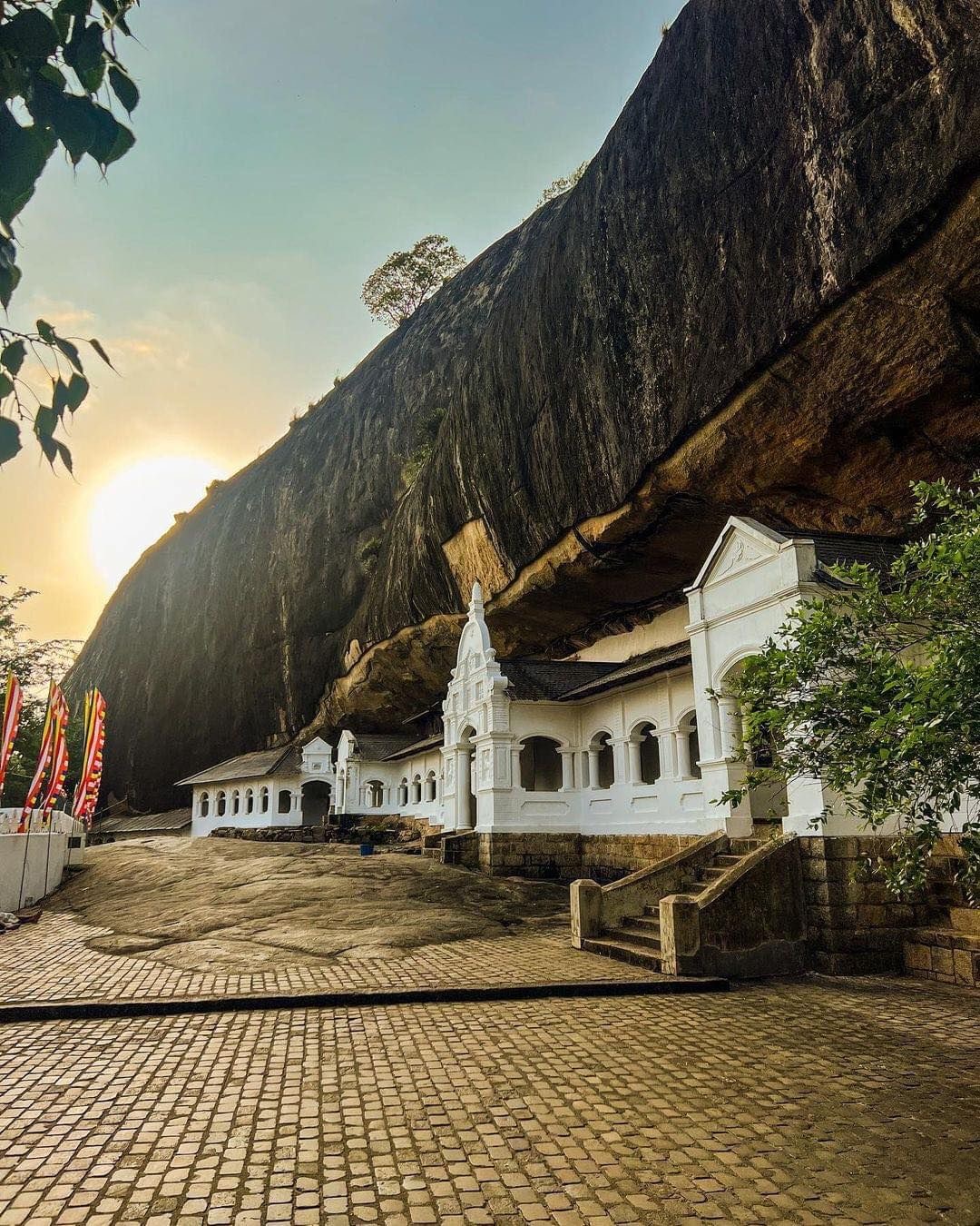 Dambulla - Ancient Cave Temple