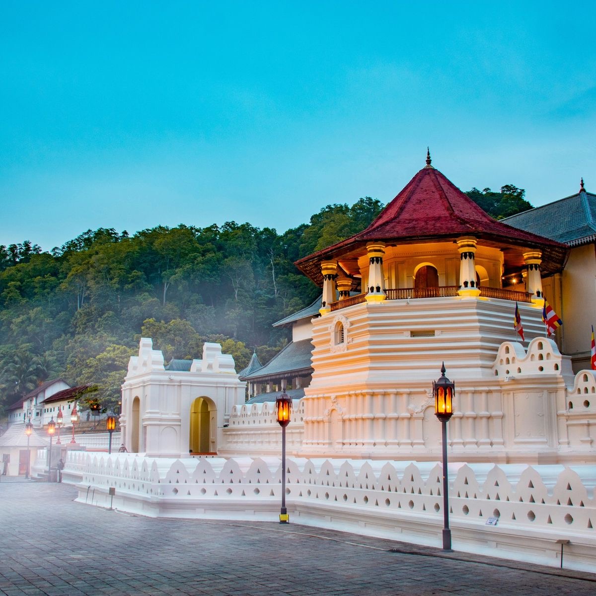 Kandy - Temple of the Sacred Tooth Relic